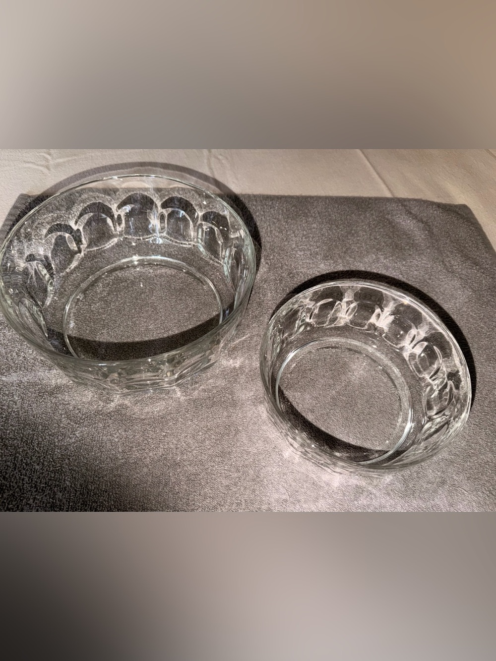 Vintage Clear Glass Serving Bowls - Set of 2
